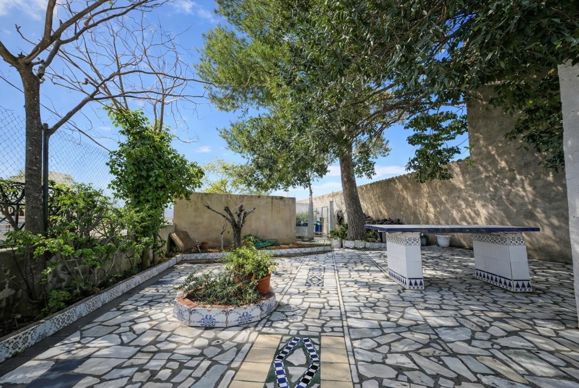 Casa en Hondón de las Nieves