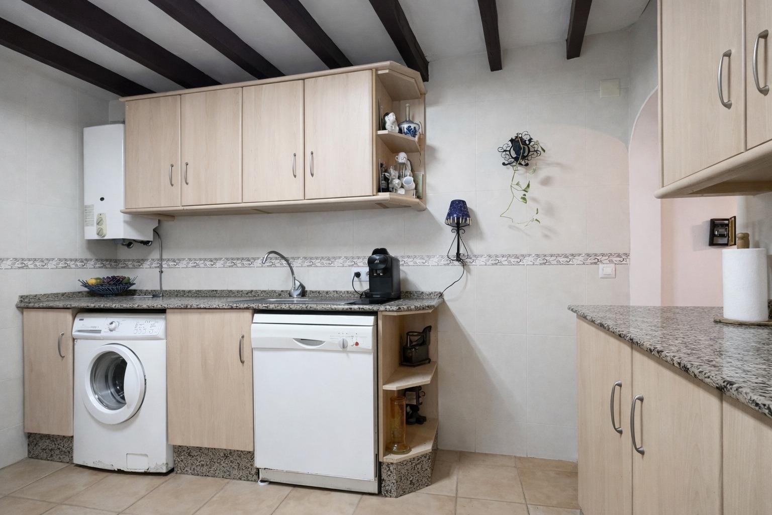 House in Hondón de las Nieves