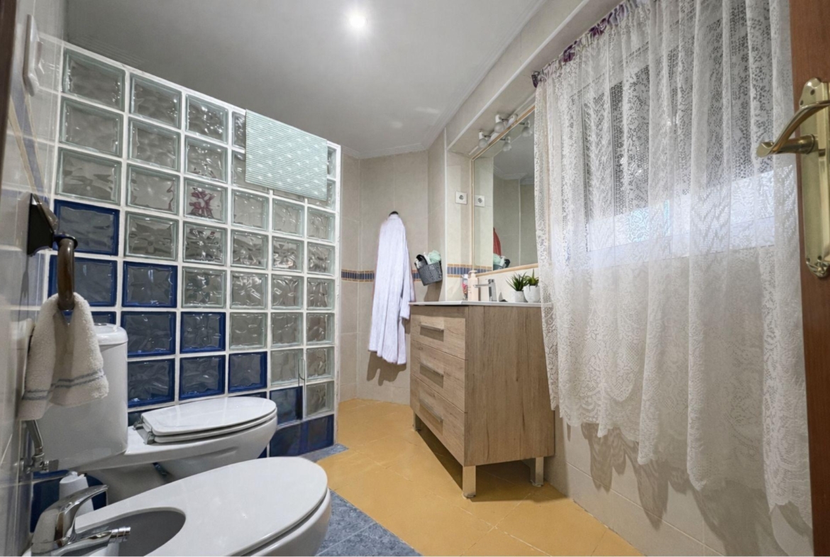 Casa en Hondón de las Nieves