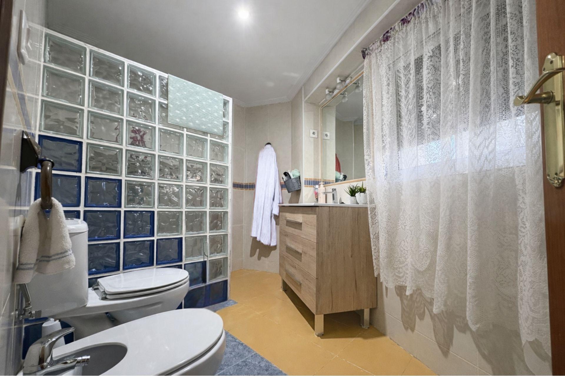 Casa en Hondón de las Nieves