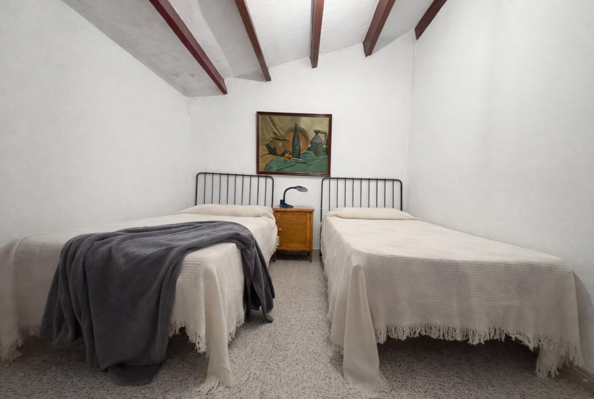 House in Hondón de las Nieves