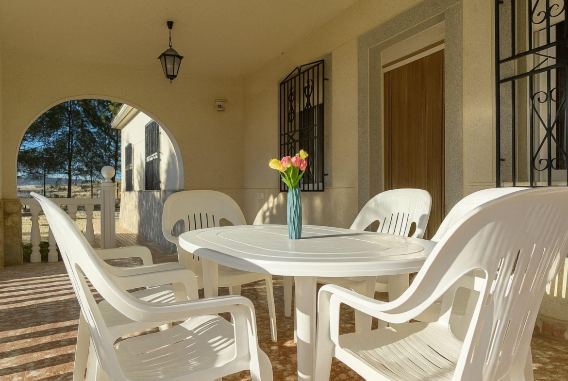 Villa in Hondon de los Frailes